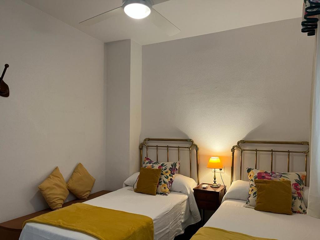 Lyrioshomes Precioso Apartamento Puerto De 埃斯特波纳 外观 照片